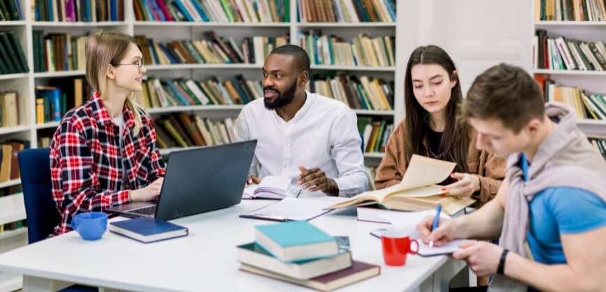 بررسی کامل چالش های پروژه های تیمی